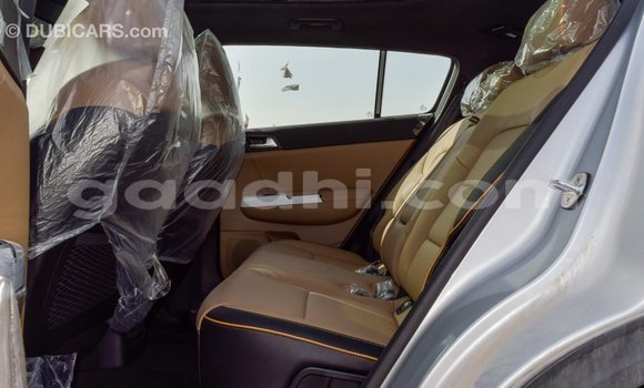 اشتري Imported Kia Sportage آخر سيارة في Import - Dubai في الصومال اشتري Imported Kia Sportage آخر سيارة في Import - Dubai في الصومال