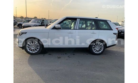 Imported Land Rover Range Rover Black Makiinaa iti Import - Dubai keessatti Somalia keessatti Imported Land Rover Range Rover Black Makiinaa iti Import - Dubai keessatti Somalia keessatti
