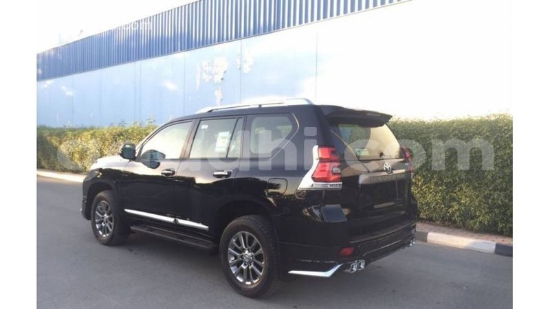 Big with watermark toyota prado somalia import dubai 3563