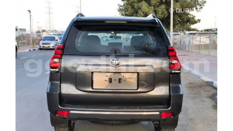 Big with watermark toyota prado somalia import dubai 3564