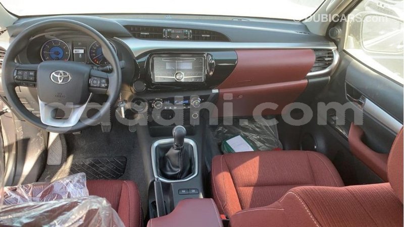 Big with watermark toyota hilux somalia import dubai 3567