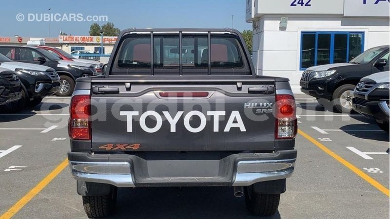 Big with watermark toyota hilux somalia import dubai 3567