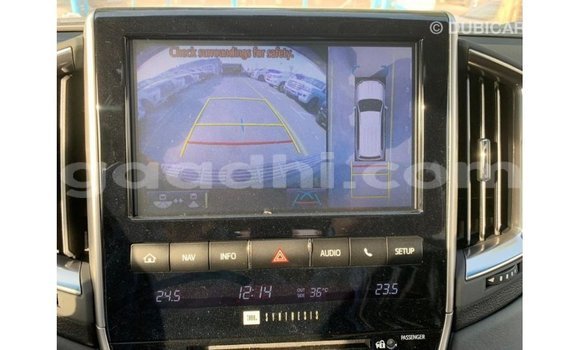 ይግዙ Imported Toyota Land Cruiser ጥቁር መኪና በ Import - Dubai በ ሶማሊያ ይግዙ Imported Toyota Land Cruiser ጥቁር መኪና በ Import - Dubai በ ሶማሊያ