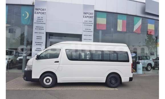 Buy Import Toyota Hiace White Car in Import - Dubai in Somalia Buy Import Toyota Hiace White Car in Import - Dubai in Somalia