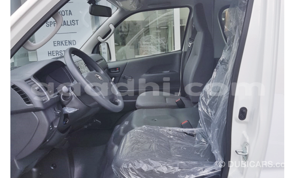Buy Import Toyota Hiace White Car in Import - Dubai in Somalia Buy Import Toyota Hiace White Car in Import - Dubai in Somalia