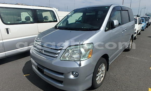 Buy Used Toyota Noah Silver Car in Hargeysa in Somaliland Buy Used Toyota Noah Silver Car in Hargeysa in Somaliland