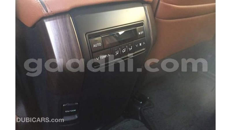 Big with watermark toyota prado somalia import dubai 3573