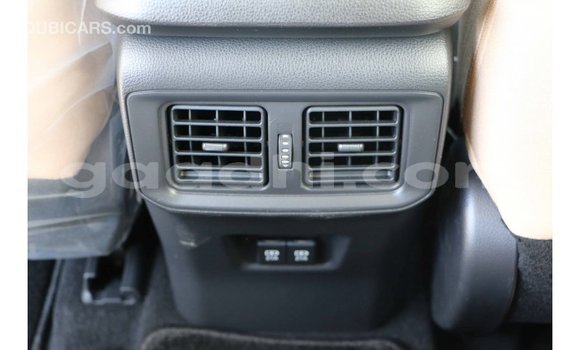 Buy Import Toyota HiAce White Truck in Import - Dubai in Somalia Buy Import Toyota HiAce White Truck in Import - Dubai in Somalia