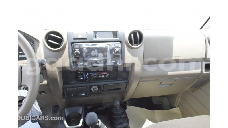 Big with watermark toyota land cruiser somalia import dubai 3583