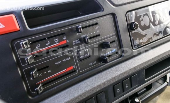 ይግዙ Imported Toyota Coaster ነጭ መኪና በ Import - Dubai በ ሶማሊያ ይግዙ Imported Toyota Coaster ነጭ መኪና በ Import - Dubai በ ሶማሊያ