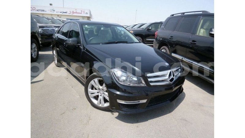 Big with watermark mercedes benz 200 somalia import dubai 3589