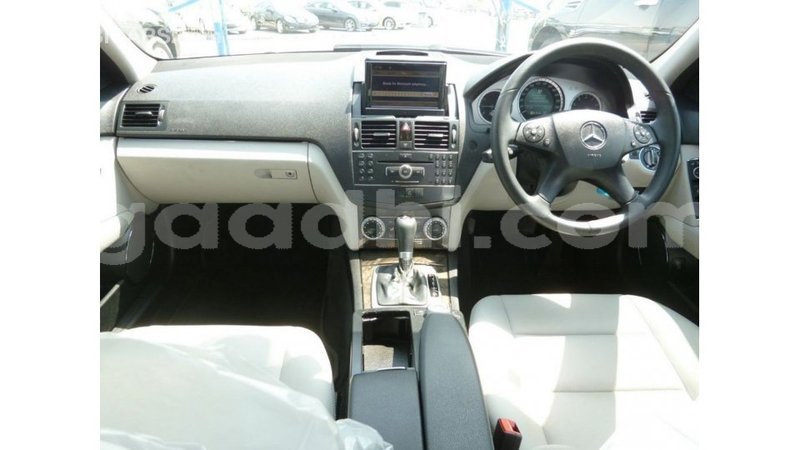 Big with watermark mercedes benz 200 somalia import dubai 3589