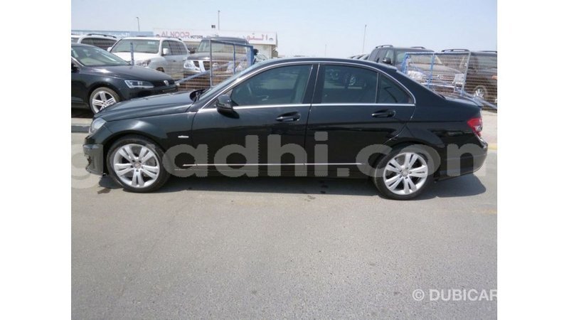 Big with watermark mercedes benz 200 somalia import dubai 3589