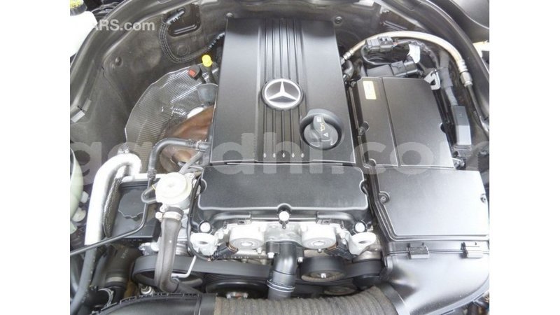 Big with watermark mercedes benz 200 somalia import dubai 3589