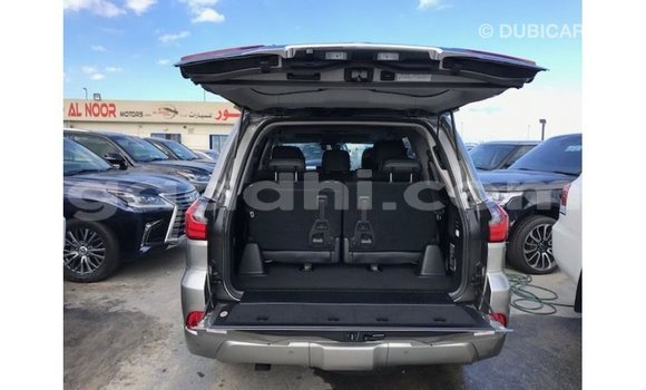 Acheter Import Voiture Lexus LX Autre à Import - Dubai, Somalie Acheter Import Voiture Lexus LX Autre à Import - Dubai, Somalie