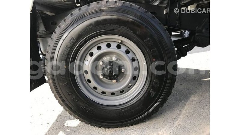 Big with watermark toyota land cruiser somalia import dubai 3593