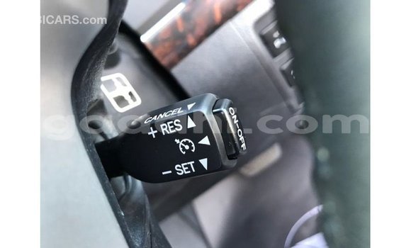 Acheter Import Voiture Toyota Land Cruiser Noir à Import - Dubai, Somalie Acheter Import Voiture Toyota Land Cruiser Noir à Import - Dubai, Somalie