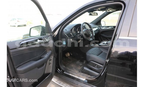 Buy Import Mercedes-Benz 190 Black Car in Import - Dubai in Somalia Buy Import Mercedes-Benz 190 Black Car in Import - Dubai in Somalia