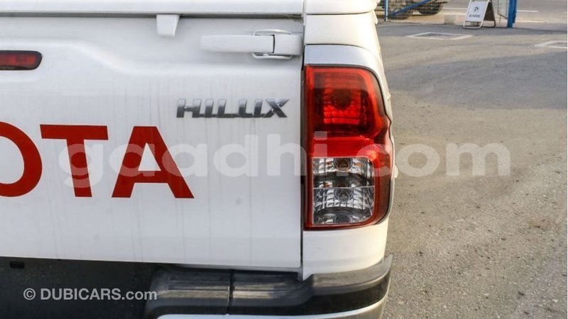 Big with watermark toyota hilux somalia import dubai 3600