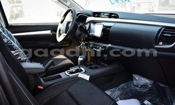 ይግዙ Imported Toyota Hilux ሌላ መኪና በ Import - Dubai በ ሶማሊያ ይግዙ Imported Toyota Hilux ሌላ መኪና በ Import - Dubai በ ሶማሊያ