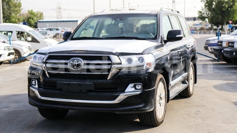 Big with watermark toyota land cruiser somalia import dubai 3604