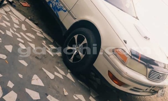 Nunua Ilio tumika Toyota Mark II Nyeupe Gari ndani ya Hargeysa nchini Somaliland Nunua Ilio tumika Toyota Mark II Nyeupe Gari ndani ya Hargeysa nchini Somaliland