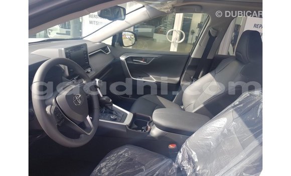 Imported Toyota HiAce Other Netiree iti Import - Dubai keessatti Somalia keessatti Imported Toyota HiAce Other Netiree iti Import - Dubai keessatti Somalia keessatti