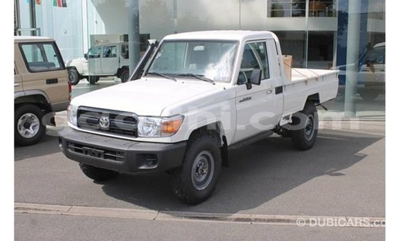Buy Import Toyota Land Cruiser White Car in Import - Dubai in Somalia Buy Import Toyota Land Cruiser White Car in Import - Dubai in Somalia