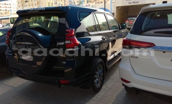 Nunua Imported Toyota Prado Nyeusi Gari ndani ya Import - Dubai nchini Somalia Nunua Imported Toyota Prado Nyeusi Gari ndani ya Import - Dubai nchini Somalia