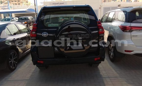 Nunua Imported Toyota Prado Nyeusi Gari ndani ya Import - Dubai nchini Somalia Nunua Imported Toyota Prado Nyeusi Gari ndani ya Import - Dubai nchini Somalia