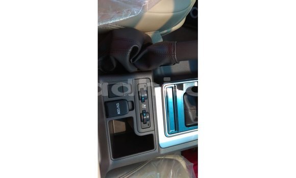 Nunua Imported Toyota Prado Nyeusi Gari ndani ya Import - Dubai nchini Somalia Nunua Imported Toyota Prado Nyeusi Gari ndani ya Import - Dubai nchini Somalia
