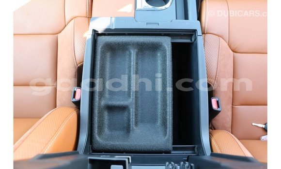 Buy Import Toyota Tundra White Car in Import - Dubai in Somalia Buy Import Toyota Tundra White Car in Import - Dubai in Somalia