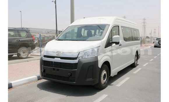 Buy Import Toyota Hiace White Car in Import - Dubai in Somalia Buy Import Toyota Hiace White Car in Import - Dubai in Somalia