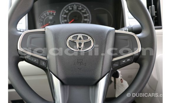 Buy Import Toyota Hiace White Car in Import - Dubai in Somalia Buy Import Toyota Hiace White Car in Import - Dubai in Somalia