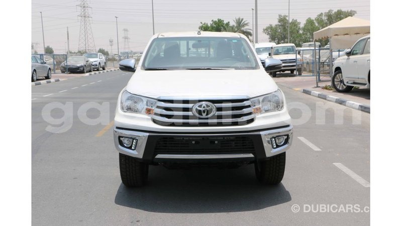 Big with watermark toyota hilux somalia import dubai 3617