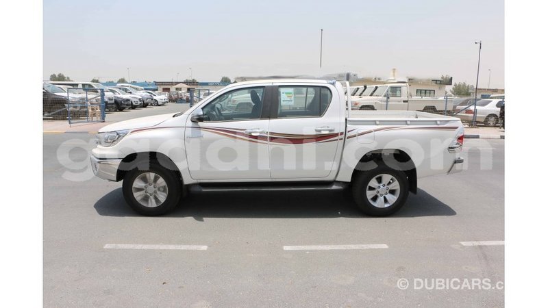 Big with watermark toyota hilux somalia import dubai 3617