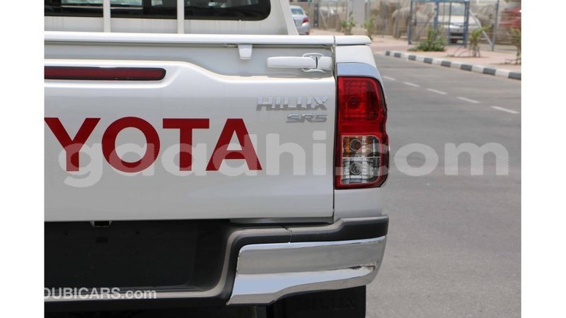 Big with watermark toyota hilux somalia import dubai 3617