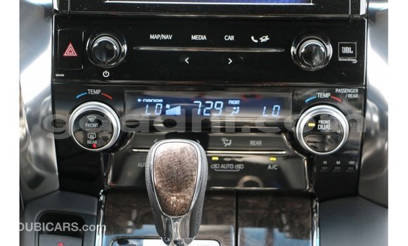 Nunua Imported Toyota Alphard Nyeupe Gari ndani ya Import - Dubai nchini Somalia Nunua Imported Toyota Alphard Nyeupe Gari ndani ya Import - Dubai nchini Somalia