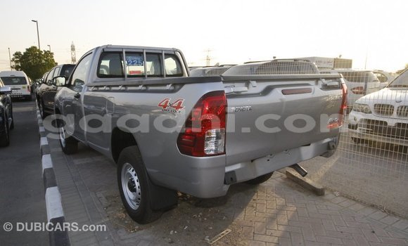 Acheter Import Voiture Toyota Hilux Autre à Import - Dubai, Somalie Acheter Import Voiture Toyota Hilux Autre à Import - Dubai, Somalie