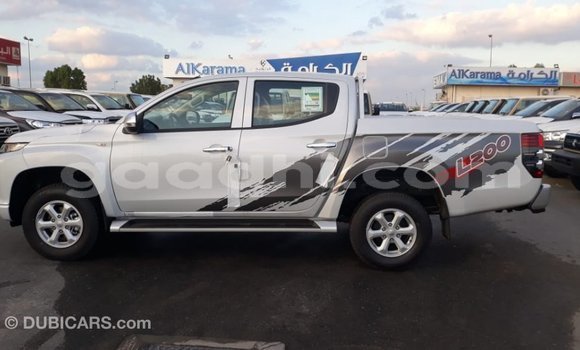 Buy Import Mitsubishi L200 White Car in Import - Dubai in Somalia Buy Import Mitsubishi L200 White Car in Import - Dubai in Somalia