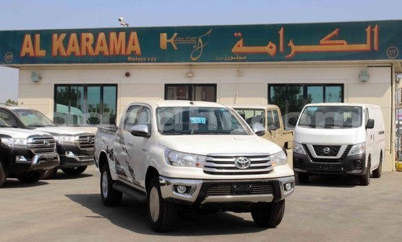 Nunua Imported Toyota Hilux Nyeupe Gari ndani ya Import - Dubai nchini Somalia Nunua Imported Toyota Hilux Nyeupe Gari ndani ya Import - Dubai nchini Somalia