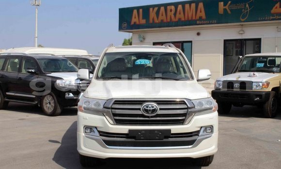 Buy Import Toyota Land Cruiser White Car in Import - Dubai in Somalia Buy Import Toyota Land Cruiser White Car in Import - Dubai in Somalia