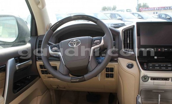 Buy Import Toyota Land Cruiser White Car in Import - Dubai in Somalia Buy Import Toyota Land Cruiser White Car in Import - Dubai in Somalia