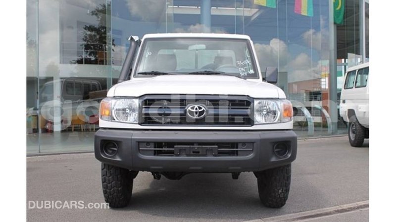 Big with watermark toyota land cruiser somalia import dubai 3634