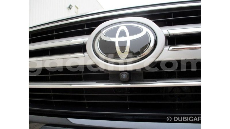 Big with watermark toyota land cruiser somalia import dubai 3644
