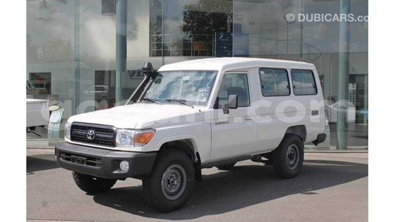 Big with watermark toyota land cruiser somalia import dubai 3645