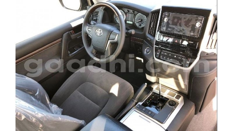 Big with watermark toyota land cruiser somalia import dubai 3648