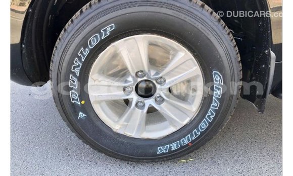 Imported Toyota Land Cruiser Black Makiinaa iti Import - Dubai keessatti Somalia keessatti Imported Toyota Land Cruiser Black Makiinaa iti Import - Dubai keessatti Somalia keessatti
