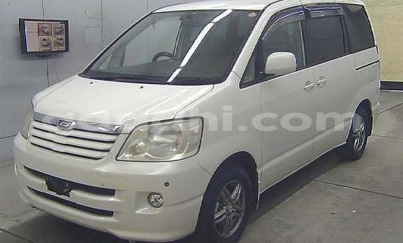 Buy Used Toyota Noah White Car in Hargeysa in Somaliland Buy Used Toyota Noah White Car in Hargeysa in Somaliland