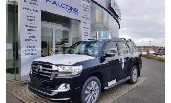 Imported Toyota Land Cruiser Black Makiinaa iti Import - Dubai keessatti Somalia keessatti Imported Toyota Land Cruiser Black Makiinaa iti Import - Dubai keessatti Somalia keessatti